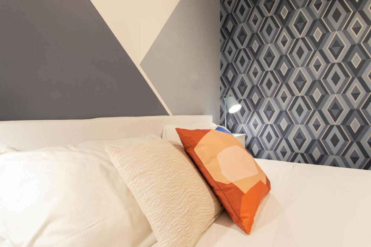 Nina - Tiny Suite In Trastevere Рим Екстериор снимка