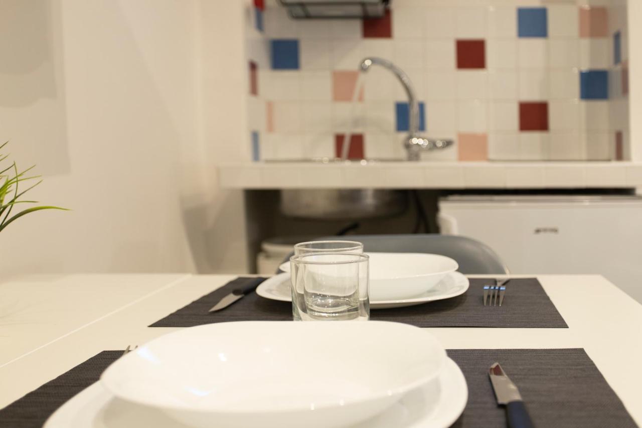 Nina - Tiny Suite In Trastevere Рим Екстериор снимка